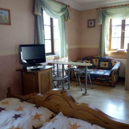 Nový Bor Restaurant A Pension Sorrento酒店 外观 照片
